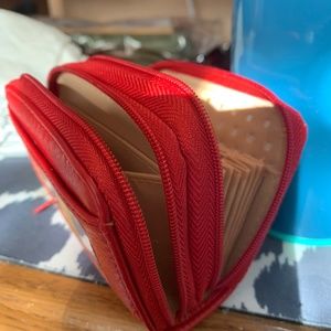 LEATHER WALLET